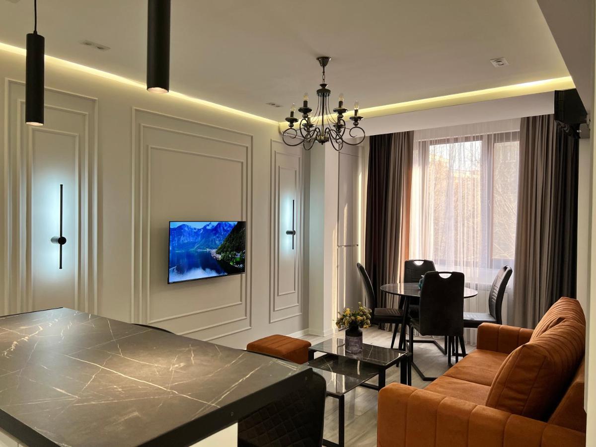 Cozy Apt 3 City Center Erevan Exterior foto