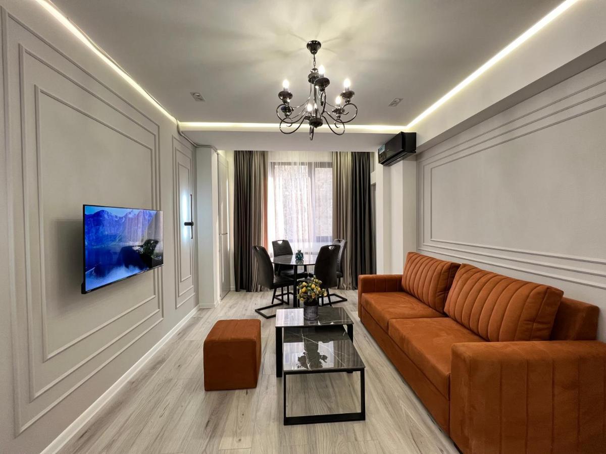 Cozy Apt 3 City Center Erevan Exterior foto